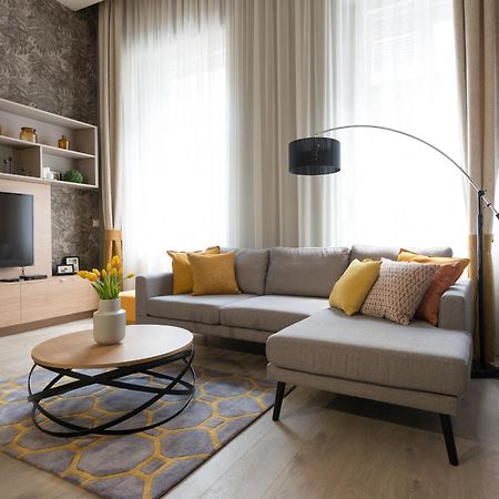 Colton Budapest Paulay Apartments エクステリア 写真