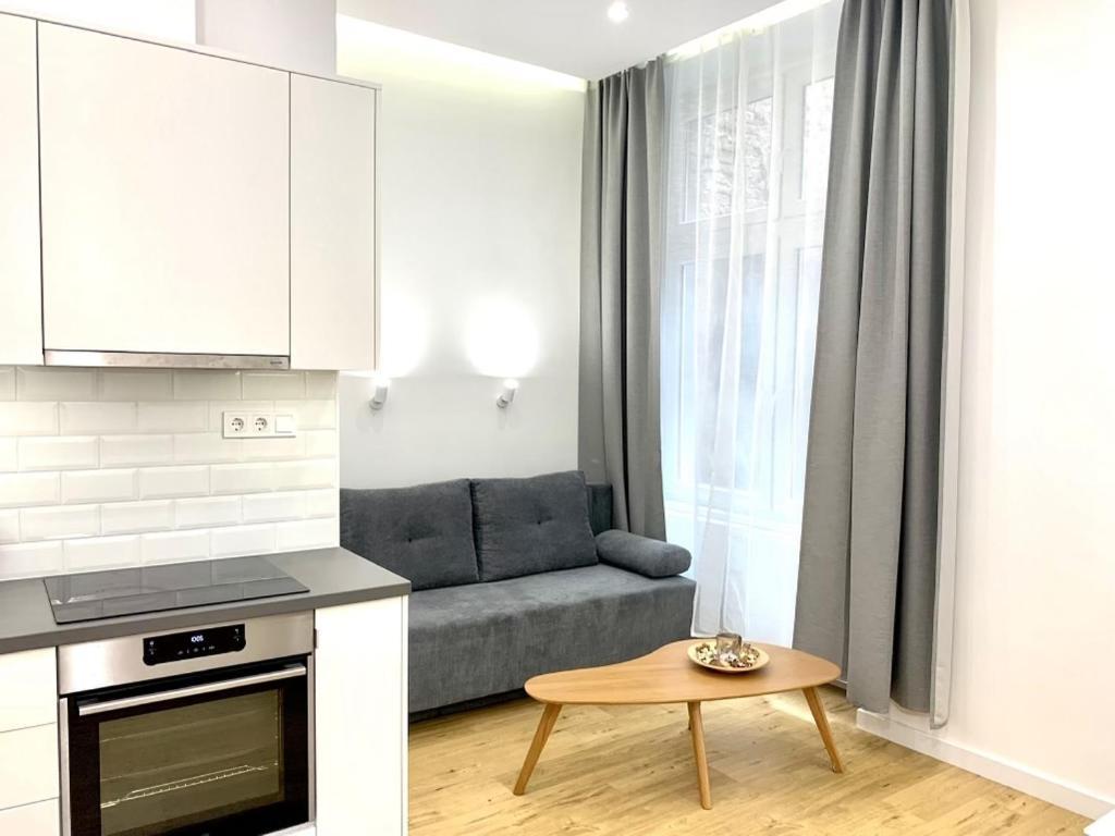 Colton Budapest Paulay Apartments エクステリア 写真