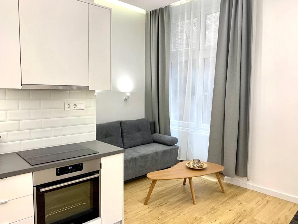 Colton Budapest Paulay Apartments エクステリア 写真