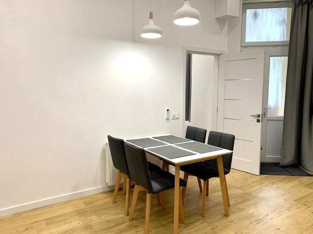 Colton Budapest Paulay Apartments エクステリア 写真