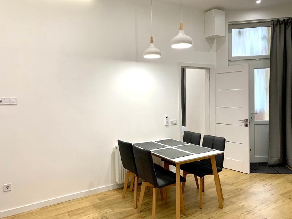 Colton Budapest Paulay Apartments エクステリア 写真