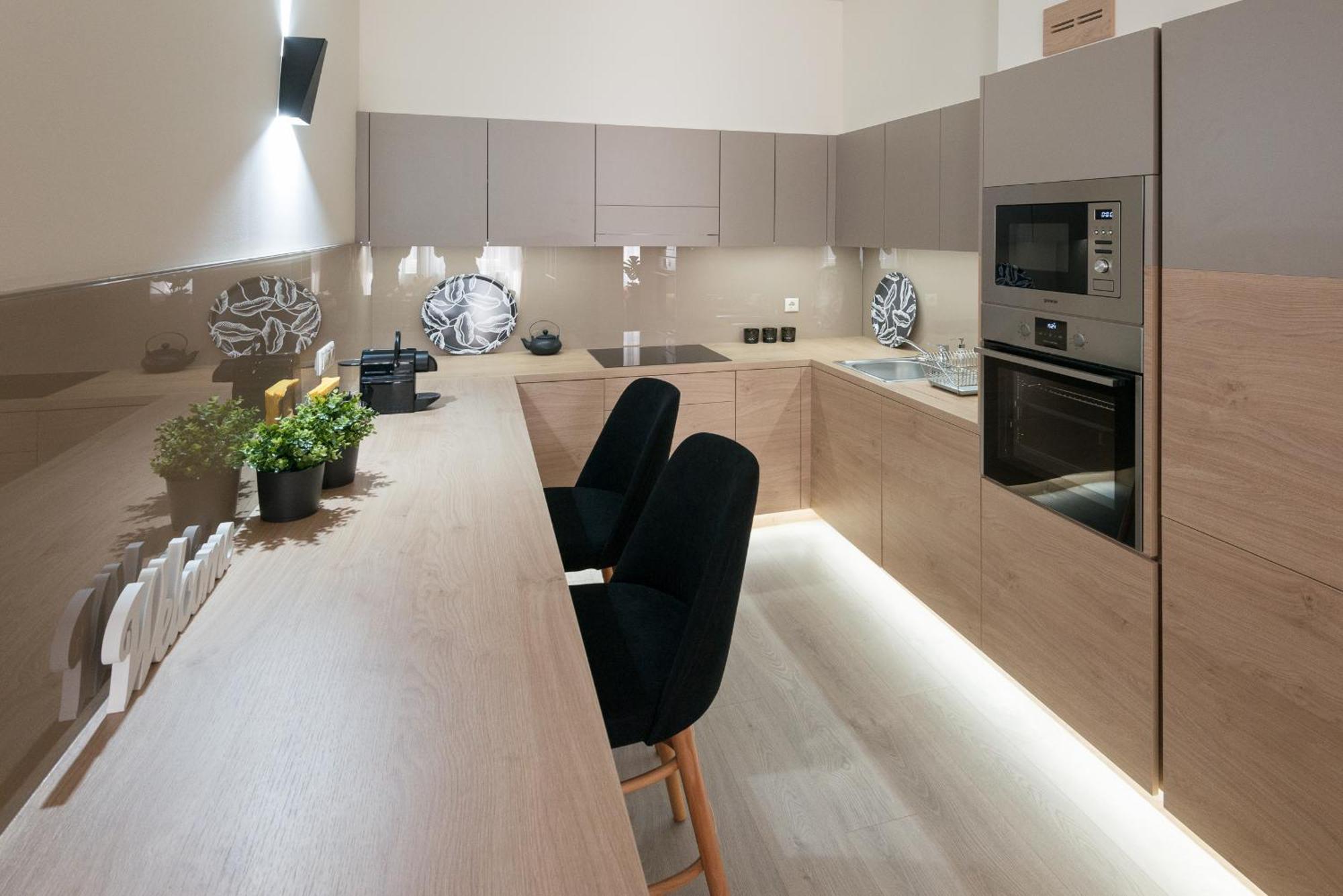 Colton Budapest Paulay Apartments エクステリア 写真