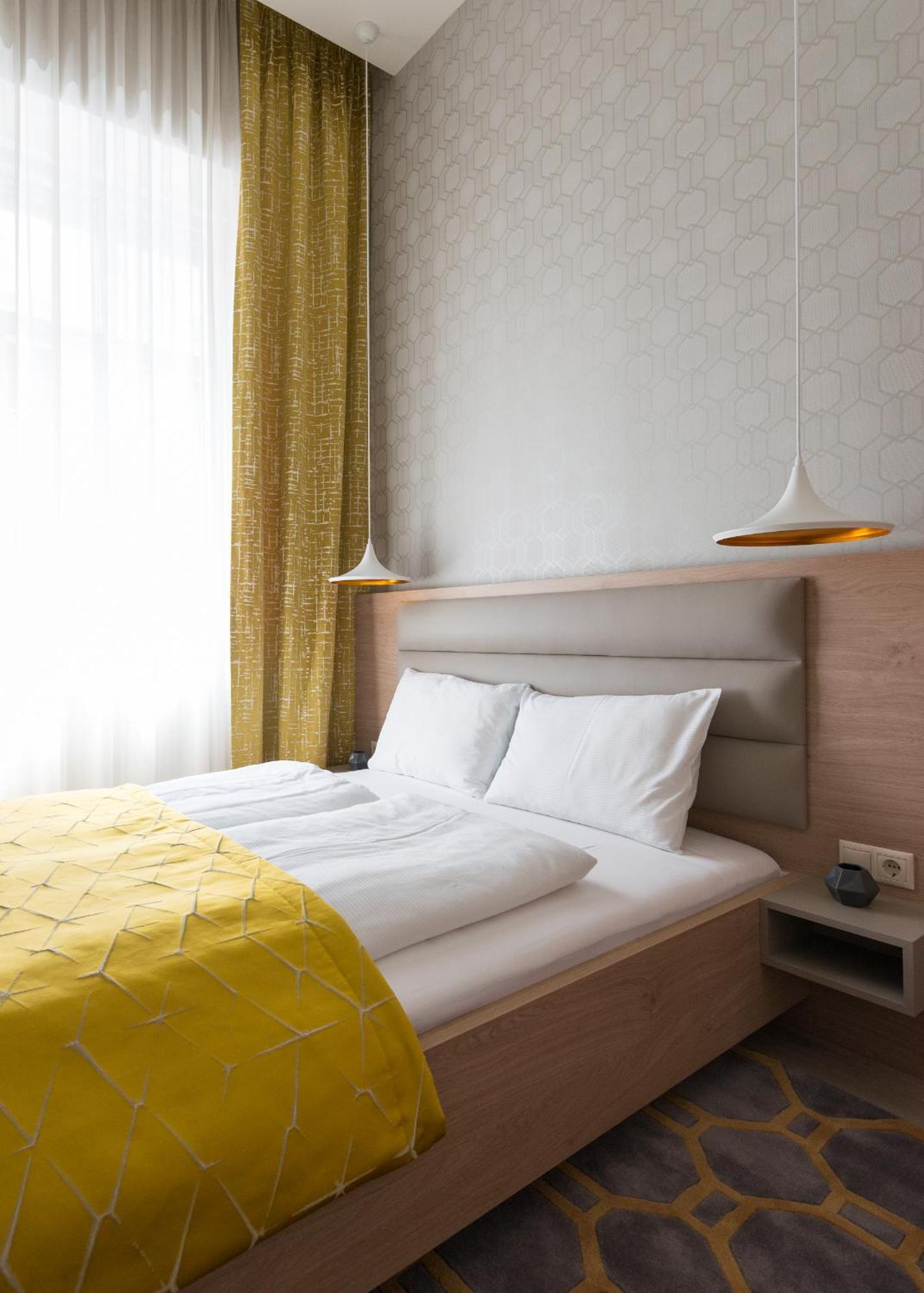 Colton Budapest Paulay Apartments エクステリア 写真